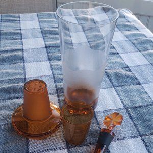 EUC Tupperware cocktail shaker